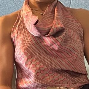 Backless pink top with bow